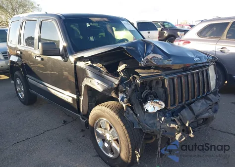 2011 Jeep Liberty Sport z USA, uszkodzony, nr VIN 1J4PN2GKXBW571038